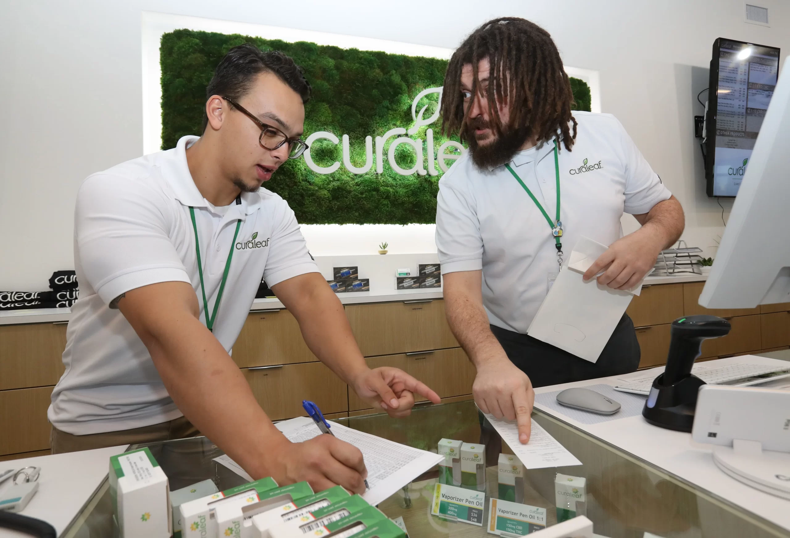 Curaleaf medical and wellness cannabis shop